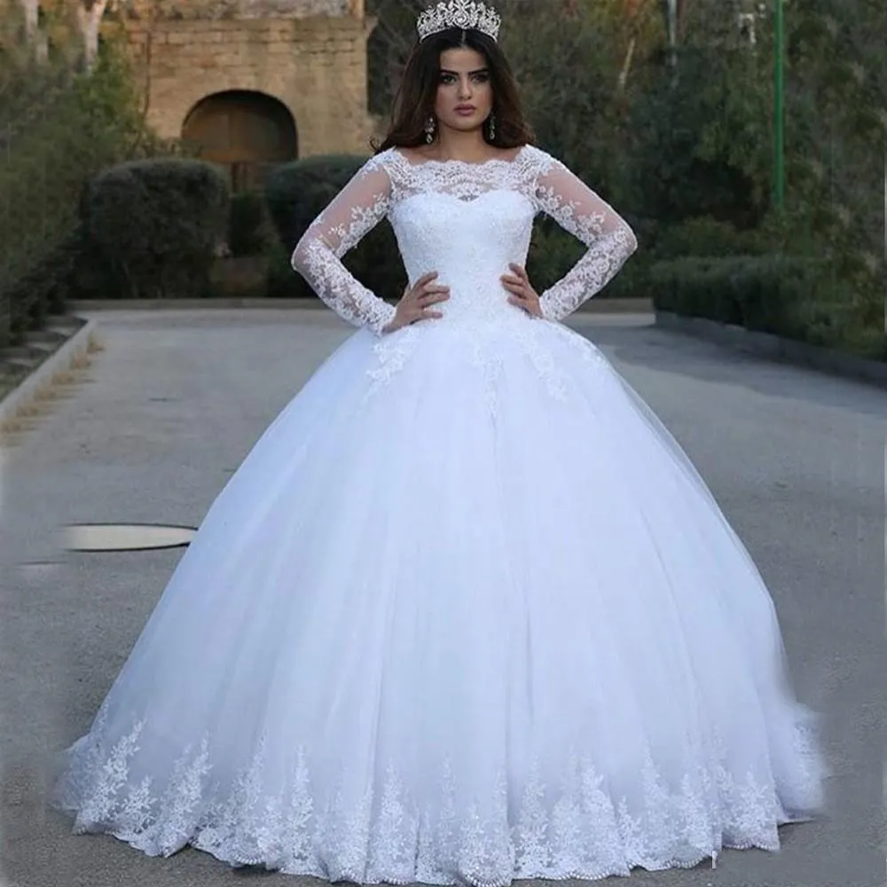 2017 Modern Ball Gown Wedding Dresses Bateau Neck Long Sleeves Lace Appliques Beaded Puffy Tulle Sweep Train Plus Size Formal Bridal Gowns