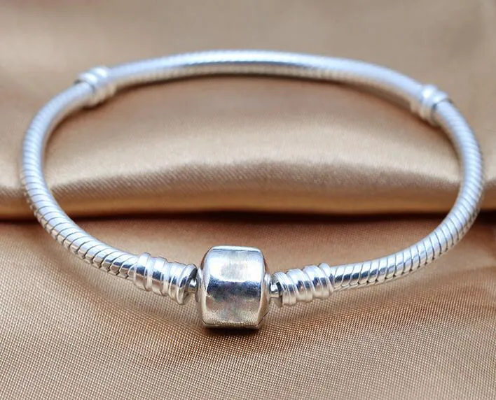 Autentico braccialetto a catena a forma di serpente in argento sterling 100% 925 braccialetti gioielli fai da te di moda 17-23 cm adatti perline di fascino europee all'ingrosso272D