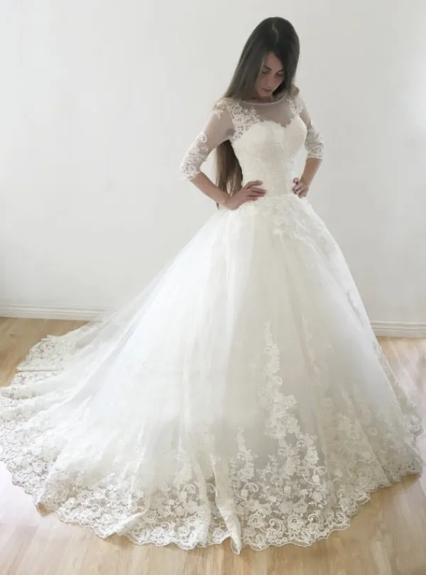 Luxury Puffy A Line Ball Gown Wedding Dress with Sleeves Illusion Bateau Neckline Lace Appliques Zipper Pearls Button Corset Bridal Gowns