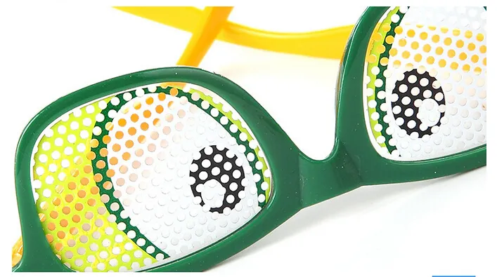 New Arrival Kids Pinhole Lens Sunglasses Fashion Club Party Glasses Removable Sticker Retro Children Sun Glasses 