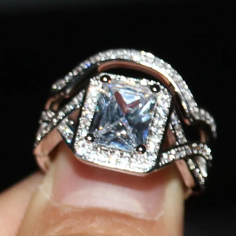 4CT Princess Cut Luxury Bijoux 10kt White Or rempli Topaz CZ Diamond Diamant Diamine Wedding Anneaux de fiançailles Pilt pour les femmes201a