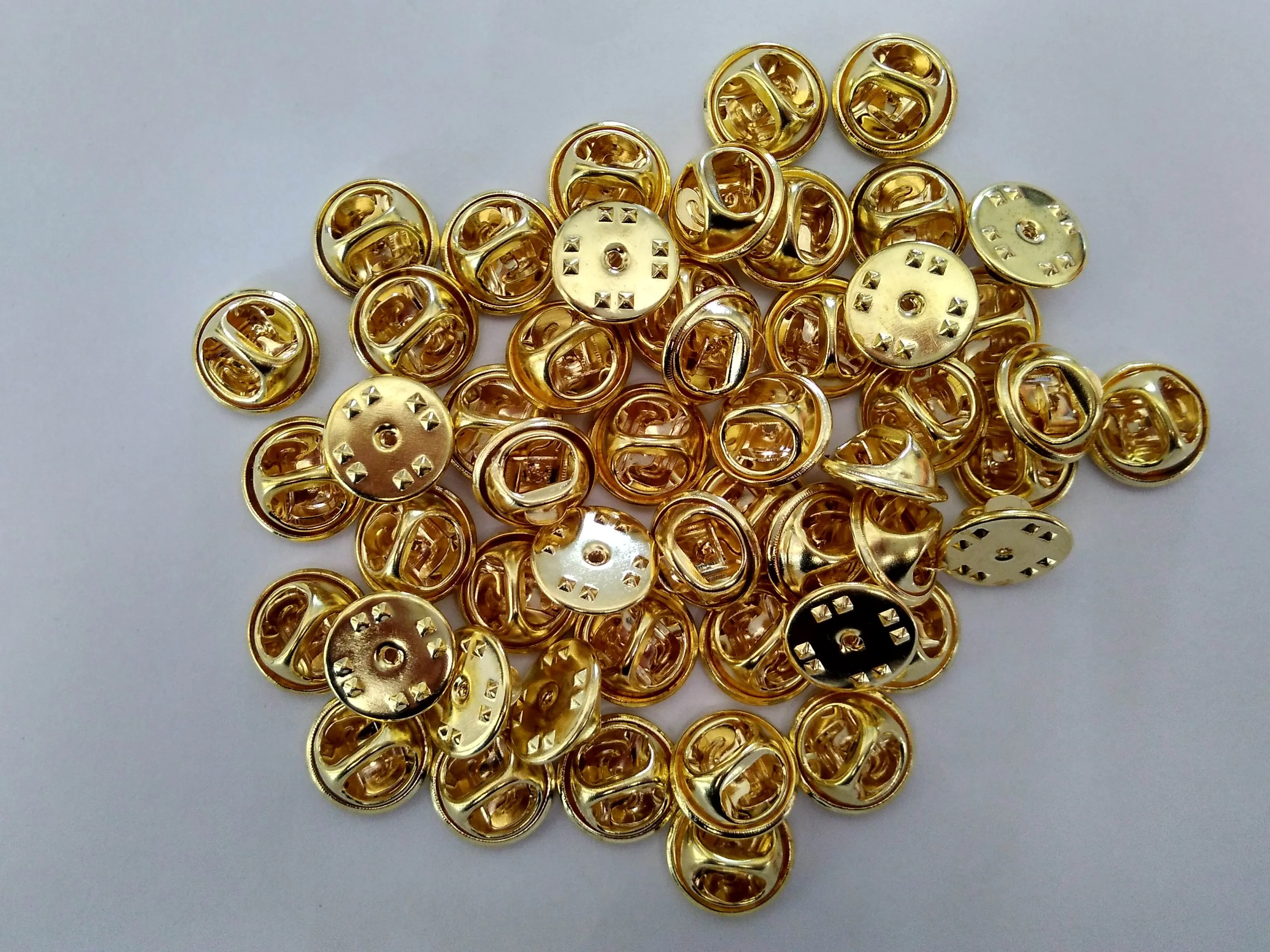 10mm post nagels sluiting goud zilver messing stropdas kopspijkers tacs vlinder pin badge revers terug koppeling voor kleding sieraden bevindingen broches1635