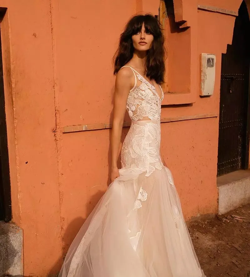 Illusion Bodice Bohemian Mermaid Wedding Dresses 2018 Liz Martinez Backless Bridal Lace Appliqued Chapel Train Wedding Gowns