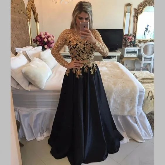 2020 Cheap Sexy Prom Dresses Jewel Neck Long Sleeves Gold Lace Appliques Illusion Beaded Sashes Satin Party Dress Formal Evening Gowns Wear