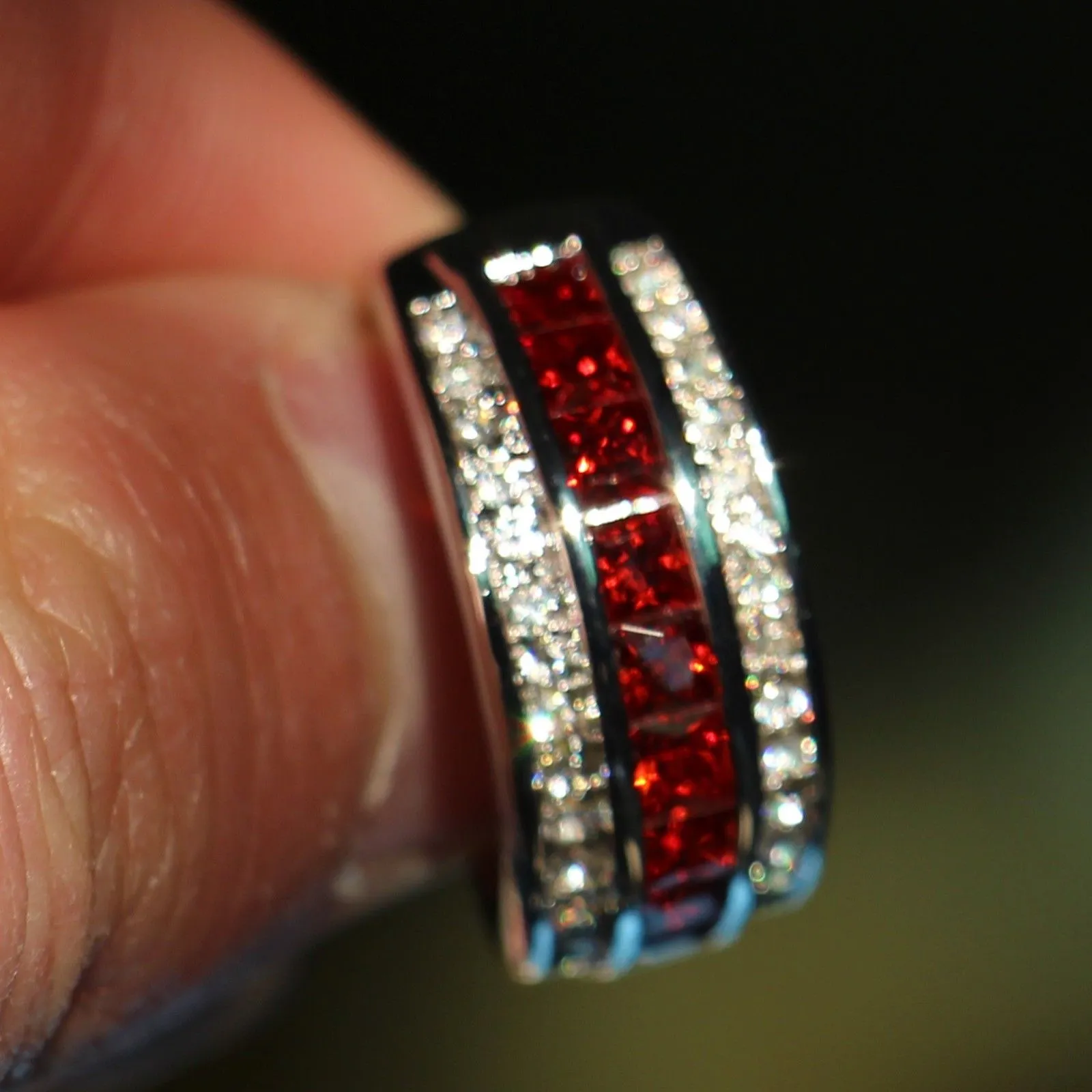 Storlek 8-12 Mode smycken Antika smycken män Garnet Diamonique CZ Diamond Gemstone 10kt White Gold Filled Wedding Band Ring Gift 347T
