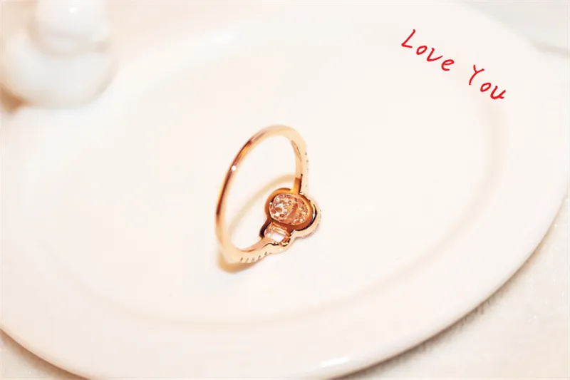 Luxury Cubic Zirconia Ring Rose Gold Plated Lock Charms Ring For Women Vintage Finger Ring Wedding Party Brud Costyme Jewelry247R