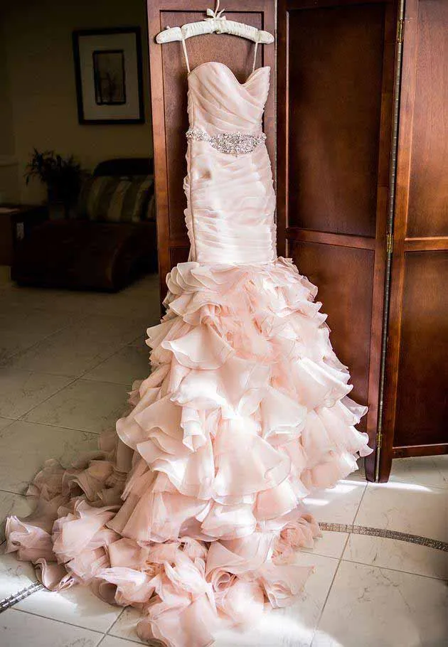 Gorgeous 2016 Blush Pink Organza Mermaid Wedding Dresses Cheap Spaghetti Ruched Ruffles Fish Tail Chapel Bridal Gowns Custom Made EN414