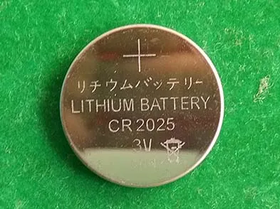 CR2025 /% 100 Taze CR 2025 Düğme Hücre Pili. 3V lityum para hücreleri
