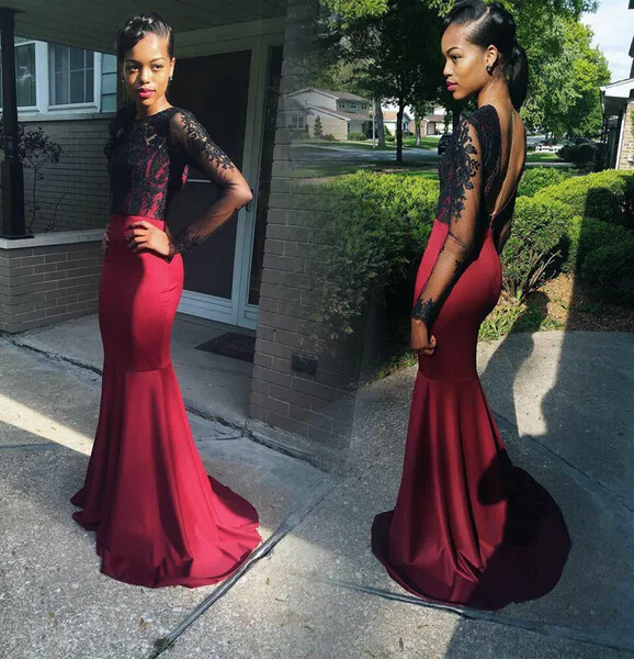2016 Sheer Manica lunga Backless Abiti Vintage Lace Mermaid Sweep Train con Appliques Red Carpet Gowns Partito formale Wear Custom