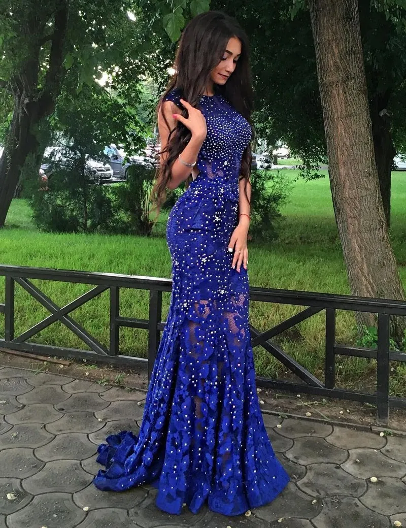 2017 Vestidos de Moda Desgaste da Noite Sexy Sheer Bling Beading Rendas Jóia Do Pescoço Elegante Ilusão Azul Royal Mermiad Abrir Voltar Vestido De Baile Longo
