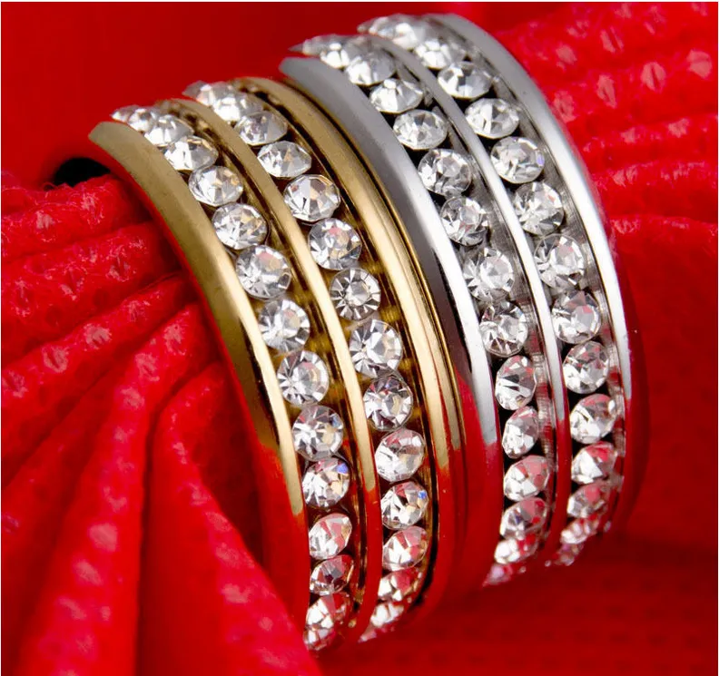 Fashion 18K Gold Silver Plated Stainless Steel Two Rows Austrian Crystal Rings for Men Women Lovers` Finger Rings Men Ring Wedding Jewelry