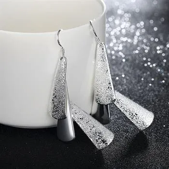 Al por mayor - el precio más bajo regalo de Navidad 925 pendientes de moda de plata E015