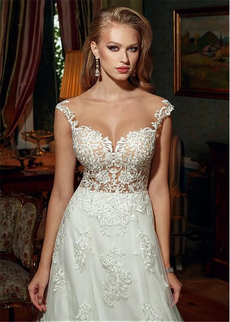 Exquisite Scoop Neckline Bridal Gowns See-through A-Line Wedding Dresses Lace Appliques Beadings Illusion Back with Button