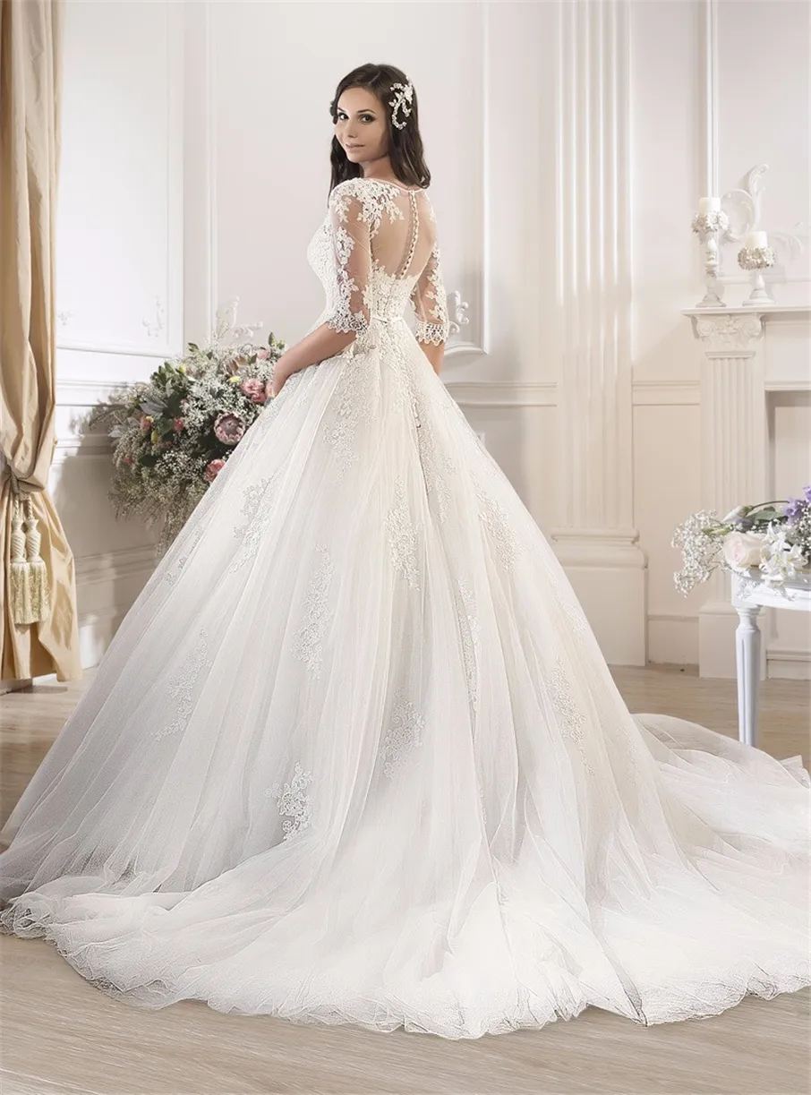 Tulle Half Sleeve Wedding Dress O-Neck Ball Gown Appliques Lace Crystal Pearls casamento Bridal Gowns Illusion Back