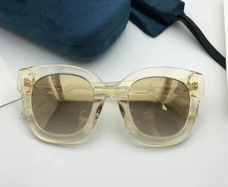 0208S Black Grey Ombed Sunglasses pour femmes avec des étoiles de pierre Gouilles de soleil de mode avec cas256a