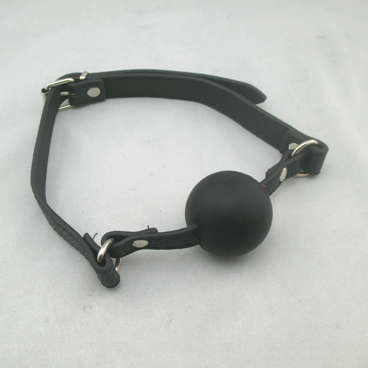 leather-restraints-silicon-ball-mouth-ga