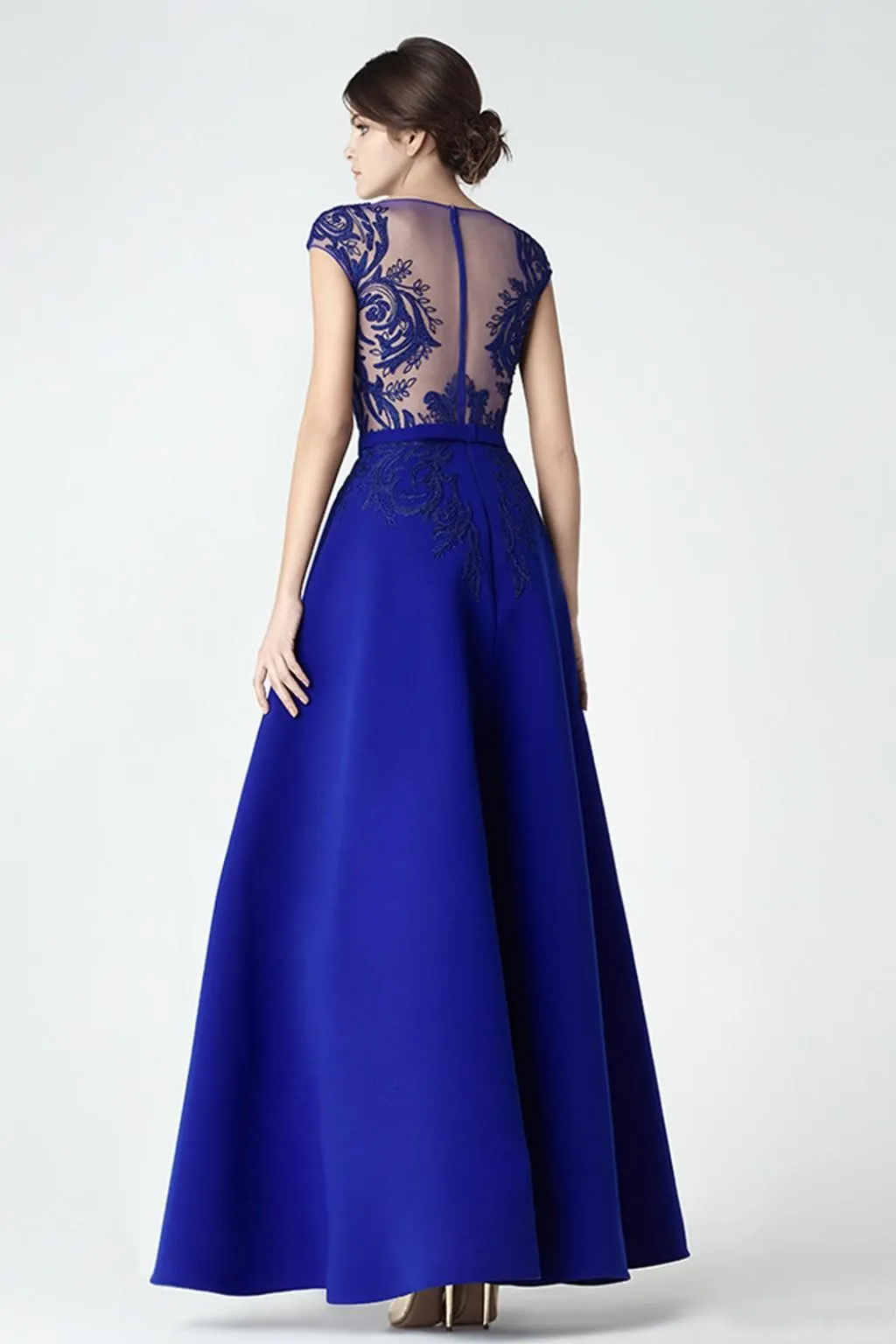 Royal Blue Prom Dress Long Capped SLeeve Iullsion Sexy Deisgn Sexy Party Gown Appliques Zipper Back Boat Neck High Low 2021 Prom Dress