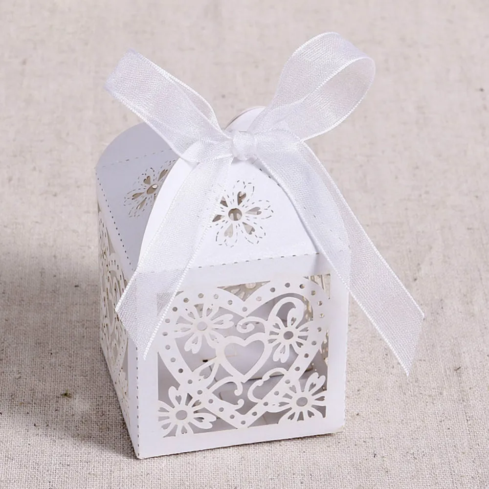 Heart Laser Cut Candy Favour Boxes With Ribbon for Wedding Party Table Decoration Wholesales