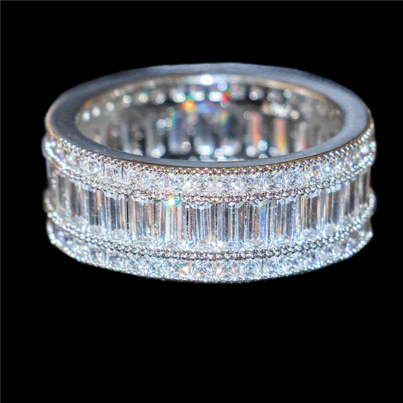 Anello di lusso con pavé quadrato riempito in oro bianco 10KT con diamante simulato pieno CZ Anelli con pietre preziose Gioielli Cocktail Wedding Band Ring 233E