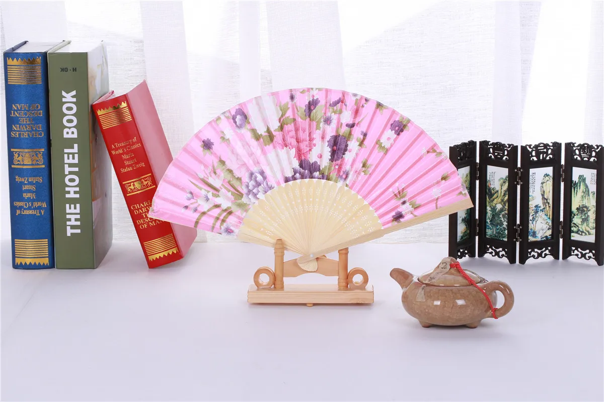 Klasik Çin tarzı kumaş fan ipek ipek katlanır bambu el hayranları düğün doğum günü partisi hediyeler 325h