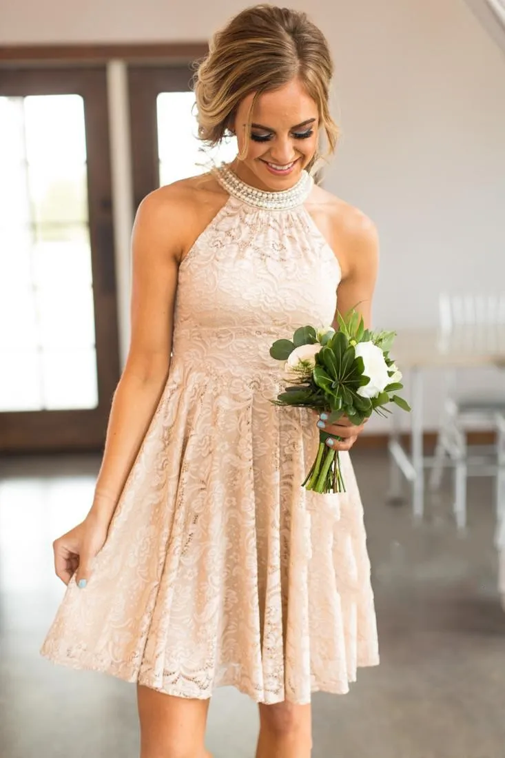 New Country Short Bridesmaid Dresses For Weddings Halter Jewel Neck Full Lace Blush Pink Peals Plus Size Empire Waist Maid of Honor Gowns
