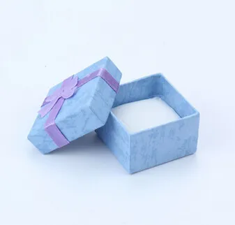 Caixa de jóias inteira 4 4 3 cm multi cores moda anéis caixa brincos pingente caixa de exibição embalagem caixa de presente 48 pçs / lote305D
