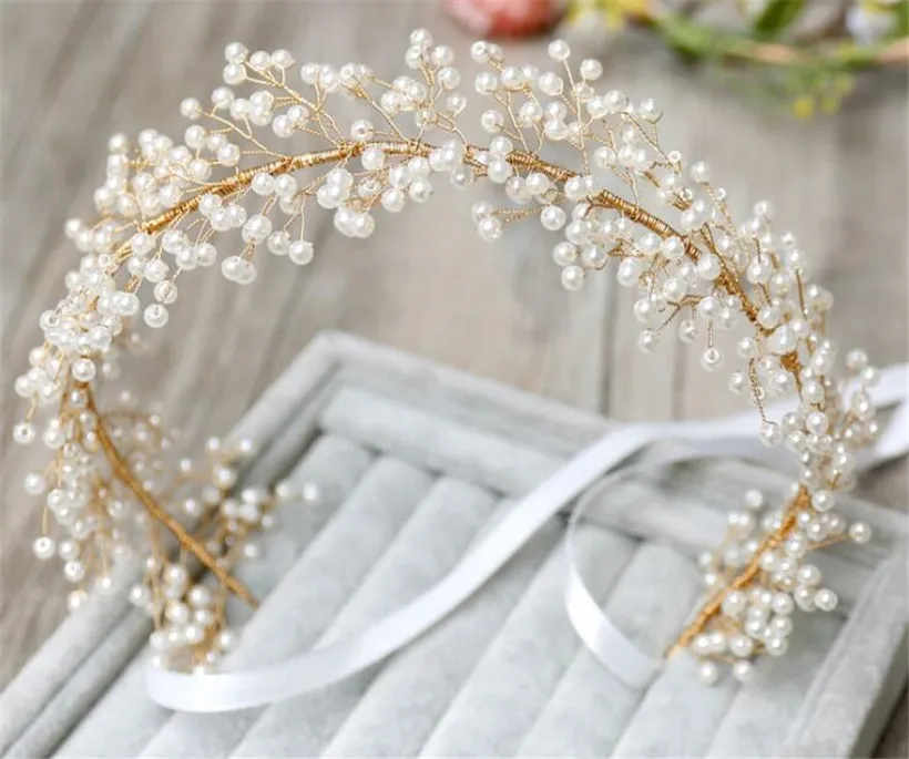 Vintage Wedding Bridal Crystal Rhinestone Opaska na głowę Wstążka Pearl Headpiece Hair Band Gold Accessories Jewelry Crown Tiara Princess 282M