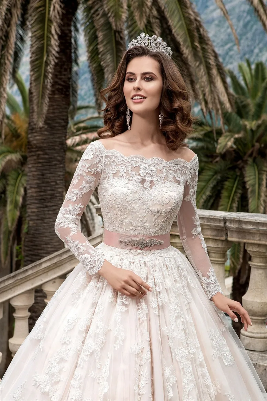 vestidos de novia Long Sleeve Boat Collar A-Line Wedding Dress Beading Sashes Lace Floor-Length Blush Bridal Gowns