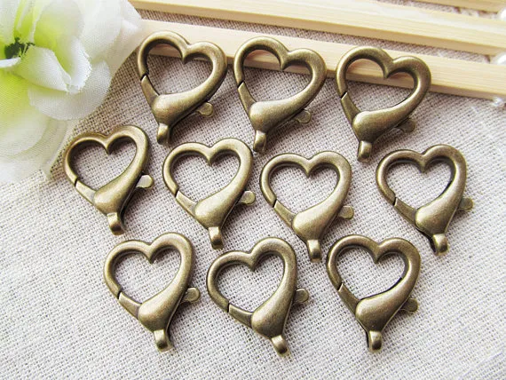 Grote goede kwaliteit antieke bronzen zilveren toon hartvorm kreeft haken connector connector hanger charm vinden DIY Accessoire Jewell355V