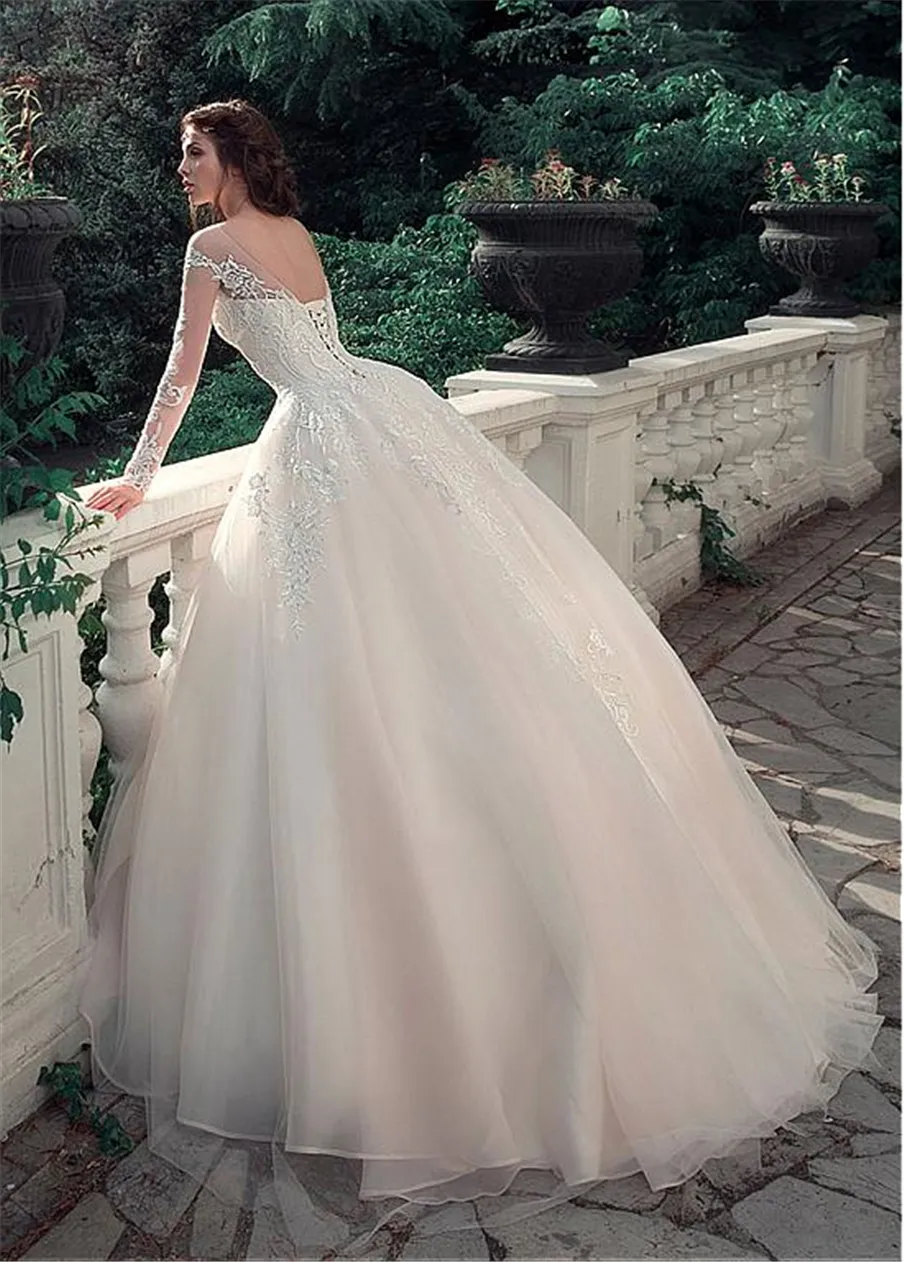 Glamorous Tulle Satin Bateau Neckline A-Line Wedding Dresses With Lace Appliques Long Sleeves Bridal Dress vestido de noiva