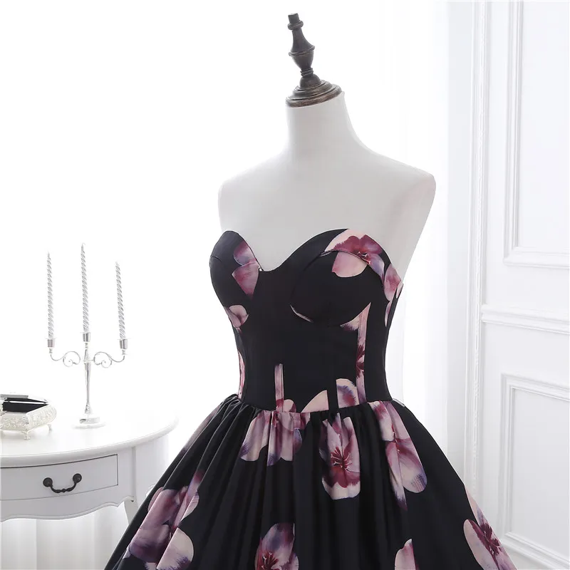 In Stock New Printed Flowers Prom Dress Ball Gowns Long Quinceanera Dress Sweetheart Floor Length Black Party Dresses