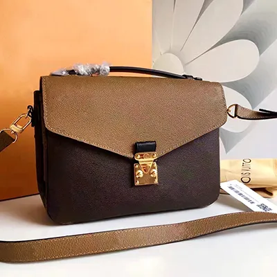 Novo bola de couro genuíno da Lady Messenger Bolsa de Moda Real Orignal Real