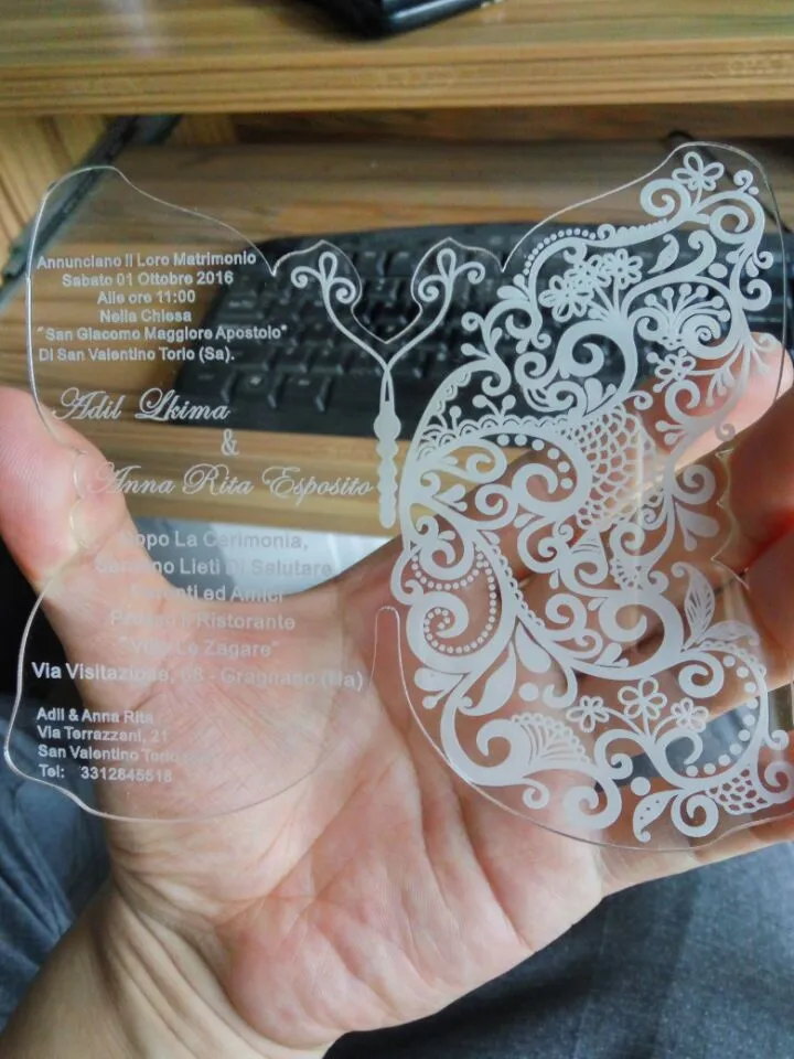 2017 Acrylique clair Carte d'invitations de mariage papillon Invitations de mariage papillon invitations acryliques invitations de mariage1Lot100P269O