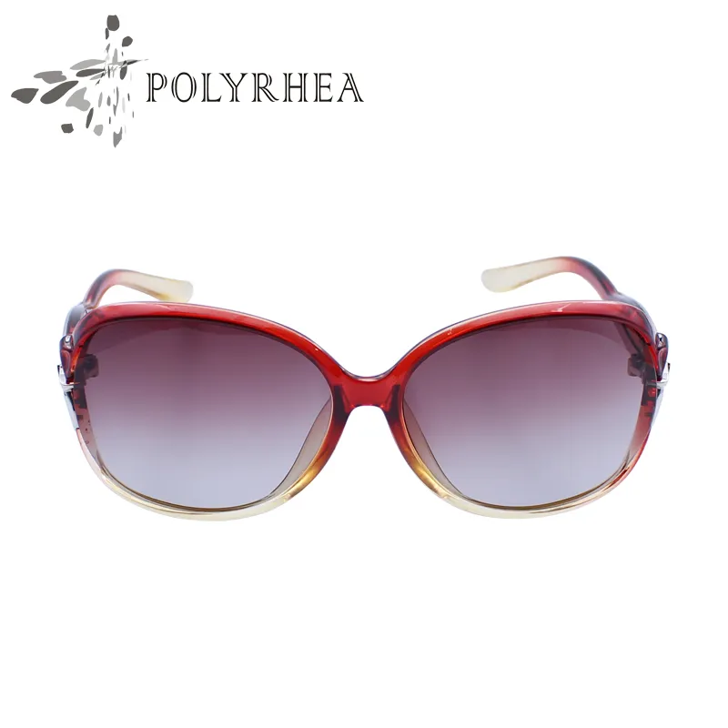 Kvinnor Brand Designer Solglasögon utomhussportsolglasögon Retro Modern Polariserad Driving UV Ray Protection med Box och Case2118