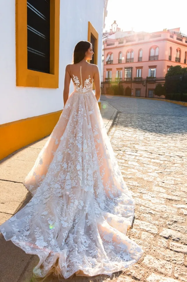 Sexy Mermaid Blush Wedding Dresses With Detachable Train 2019 Crystal Desing Sheer Plunging Neckline Lace Appliqued Plus Size Bridal Gowns