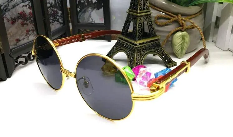 New Fashion Mens Sports Round Rimless Sunglasses Men Femmes Buffalo Horn Sun Glêmes Miroir Bamboo ATTITH