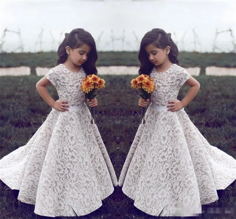 .Lace Flower Girl Dresses For Wedding Vintage Jewel Short Sleeves A Line Girls Pageant Dress Sweep Train Kids Birthday Prom Dress Formal Wea