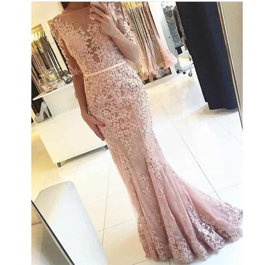 Vestidos De Fiesta Illusion Boat Neck Appliqued Lace Champagne Prom Dress Beaded Low V Back Half Sleeve Mermaid Evening Dresses