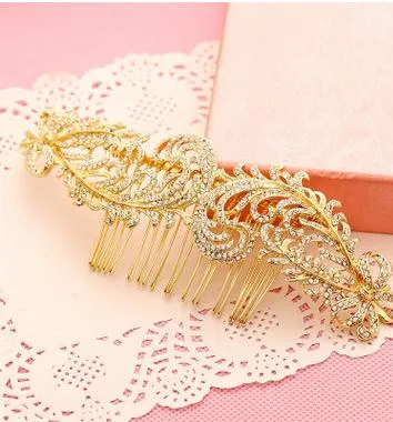 Accessoires de cheveux de mariage fait à la main en or Crystaux haut de gamme Poix de mariée