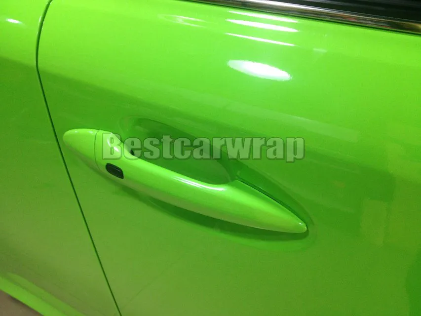  Green Ultra Shiny Glossy Vinyl wrap 3 Layers High Gloss Car Wrap Film Auto Wrapping foil with air Free Size:1.52*20M/Roll