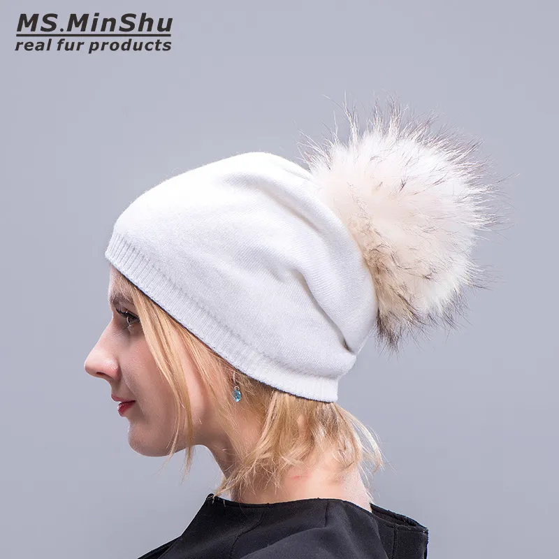 Chapeaux en cachemire pour femmes pompoma bonnet du chapeau de fourrure Caps chauds féminins avec vrai raton laveur fourrure pompom bobble chapeau adulte228y