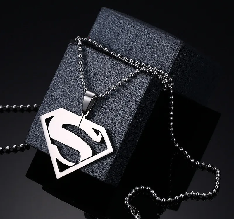 Superman Pendaplated Superman halsband hängsmycken för män kvinnor PN-002279o