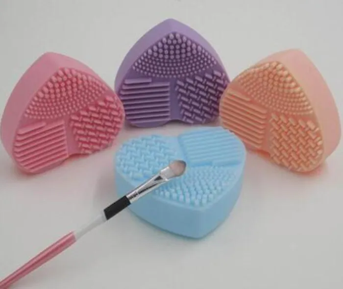 Makyaj Fırça Temizleme Mat Temizleyici Silikon Kalp Şeklinde Kozmetik Fırça Scrubber Kurulu Yıkama Pedi Makyaj