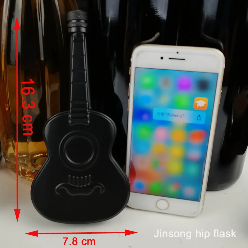 Flacon de guitare en acier inoxydable de 4oz, noir, rose, argent, couleur peut être mélangée, logo gravé 289J