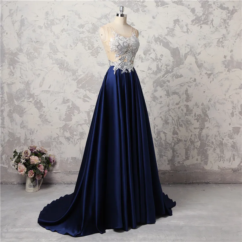 2018 New Arrival Jewel Sleeveless Evening Dresses With Applique Dark Navy A-Line Prom Gowns Sheer Back Custom Made Formal Gowns Elegant