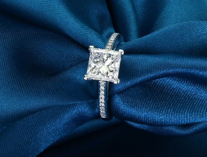 Anello diamantato principessa in oro bianco 18k anello quadrato a quattro arti a quattro artigli modelli femminile anello semplice al dettaglio intero3307