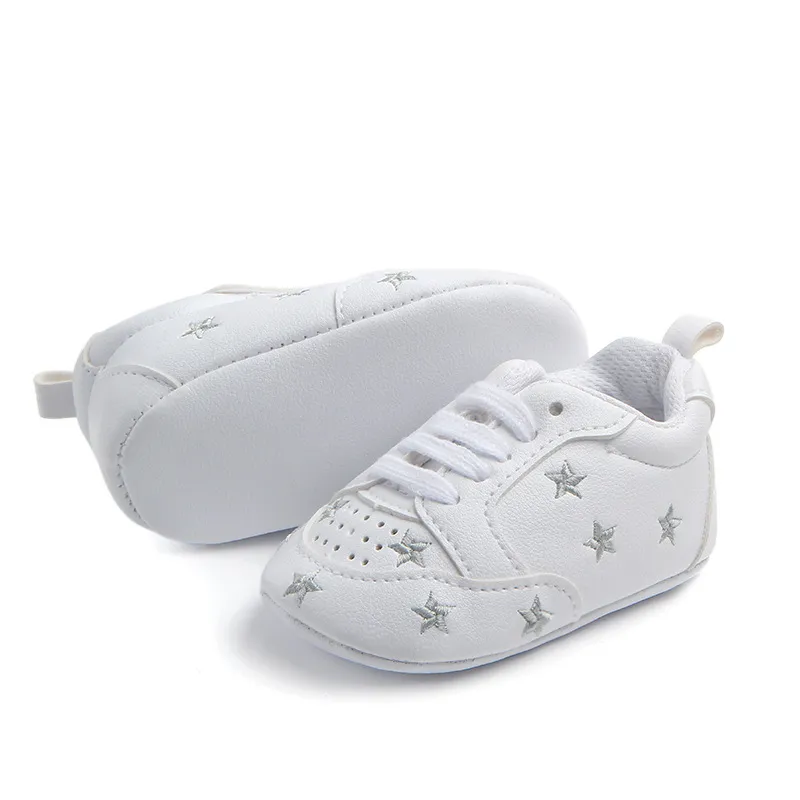 Zapatos de bebé para niños recién nacidos, niñas, corazón, patrón de estrellas, primeros pasos, niños pequeños, zapatillas de deporte de PU con cordones de 0 a 18 meses