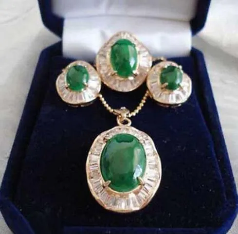 Jade vert émeraude 18KGP, pendentif, collier, boucles d'oreilles, bague, ensemble 241z