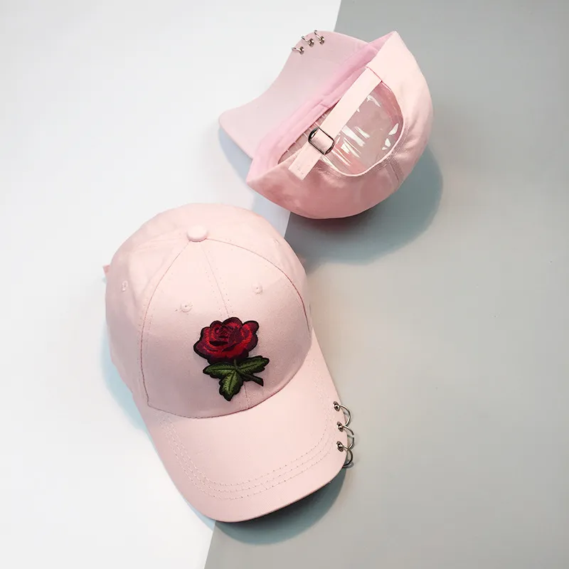 COKK Rote Rose Blume Baseball Kappe Frauen Einfarbig Snapback Kappe Mit Metall Ringe Papa Hut Weibliche Hip Hop Sonnenblende 2018 Summer9725695