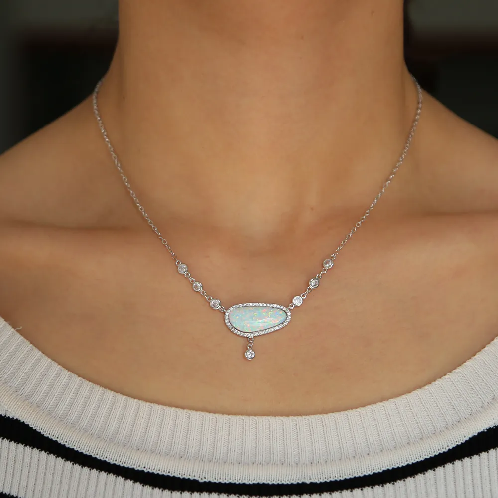 Mode smycken hög kvalitet stor vit eld opal ädelsten europeisk som säljer lyxiga vintage moderna smycken halsband för damer g304d